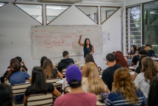 La UGD da la bienvenida a sus nuevos estudiantes con los Cursos Nivelatorios 2025