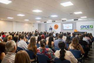 Nuevos profesionales en la UGD: emotiva ceremonia de la promoción 2025