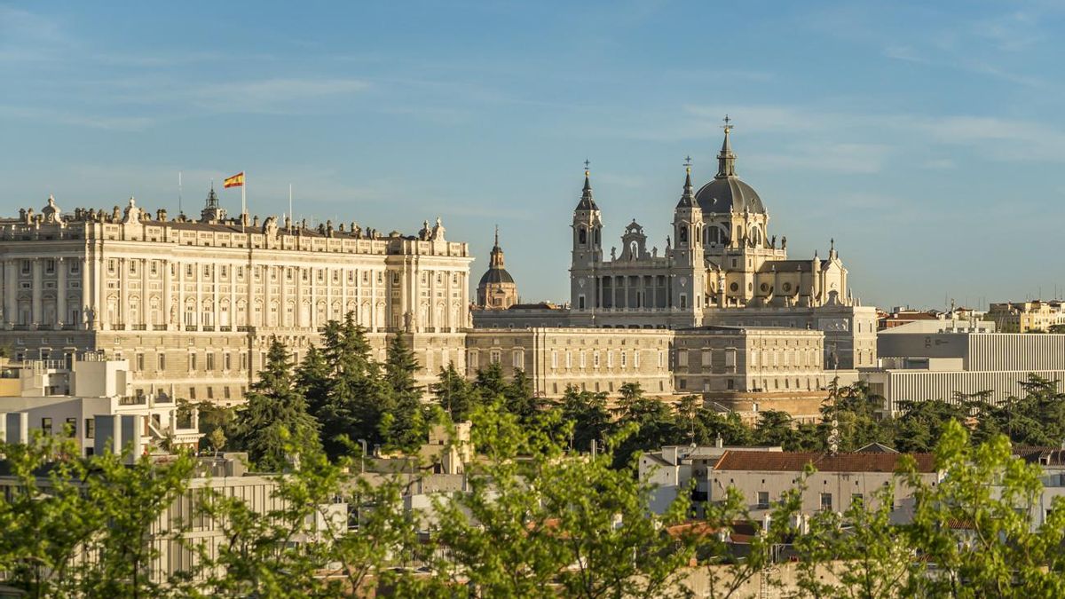 Misión Académica España-Polonia - Imagen de fondo 2